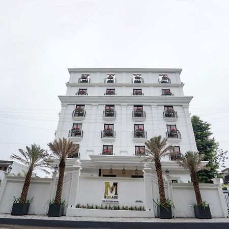 M2 Square By Monday Premium Hotel Nagpur Eksteriør billede