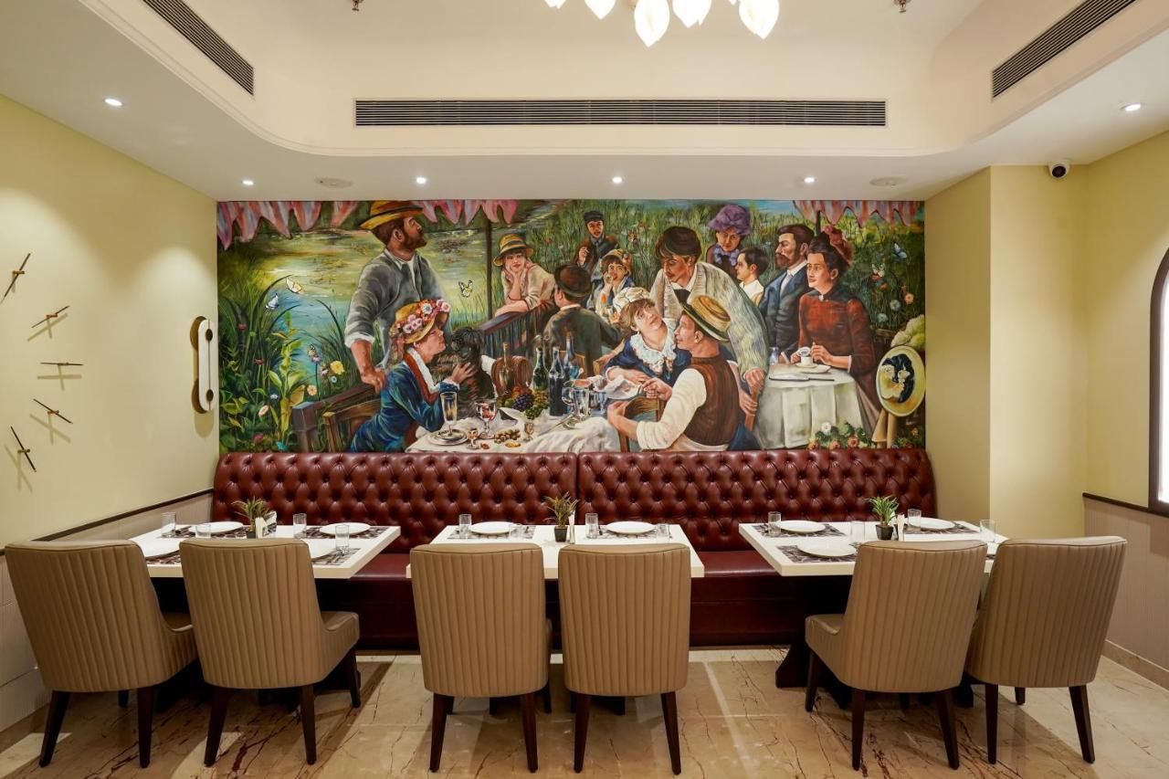 M2 Square By Monday Premium Hotel Nagpur Eksteriør billede